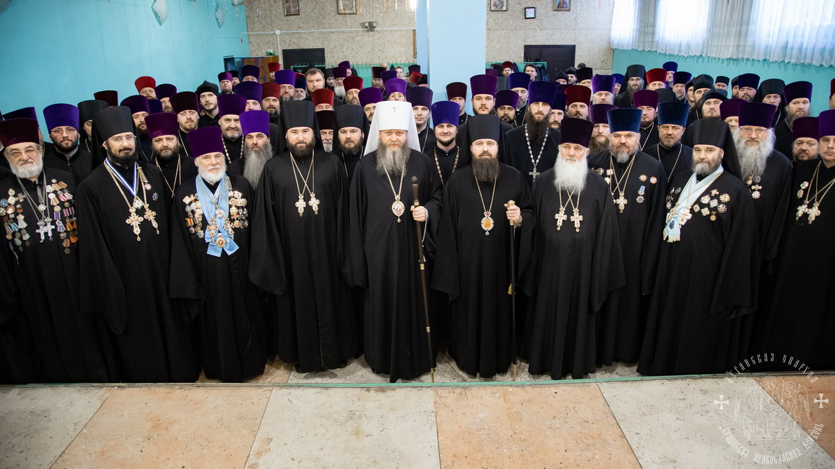 Вы сейчас просматриваете Луганск. Митрополит Пантелеимон возглавил ежегодное Епархиальное собрание духовенства Луганской епархии